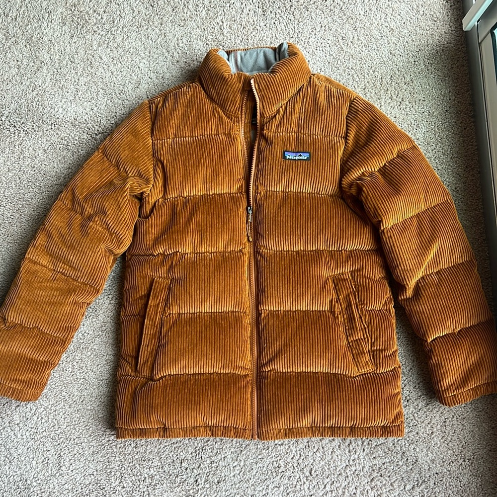 Brown corduroy Patagonia puffer jacket. Size XS.